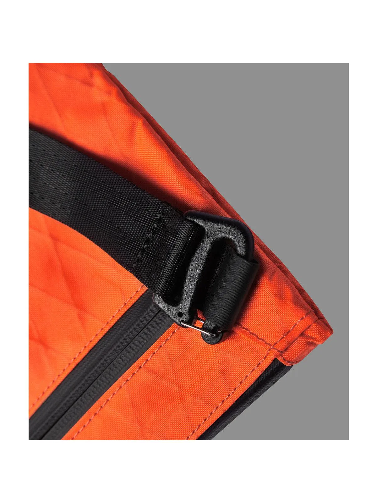 Alpaka Zip Pouch Max Limited Edition Orange Blaze