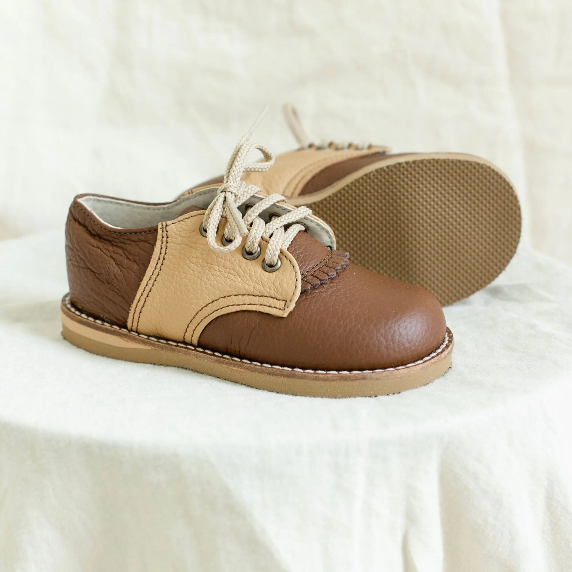 Artie Saddle | Chocolate/Camel