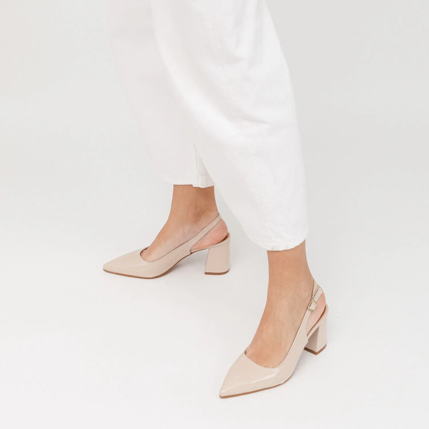 Beige Leather Slingback Pumps with Chunky Heeled