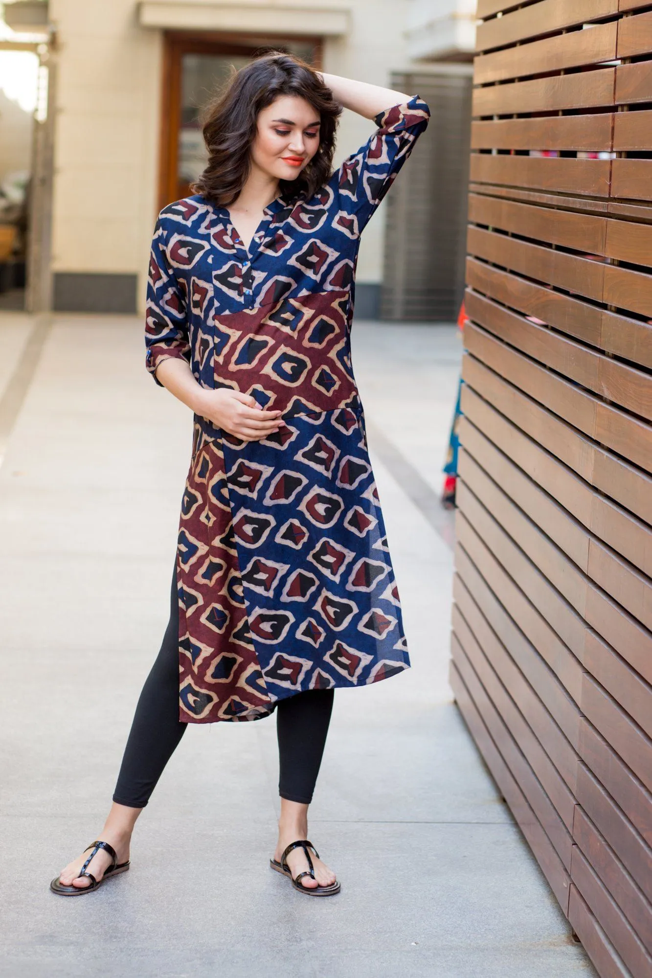 Geometrical Patch Side Slit Nursing Kurta