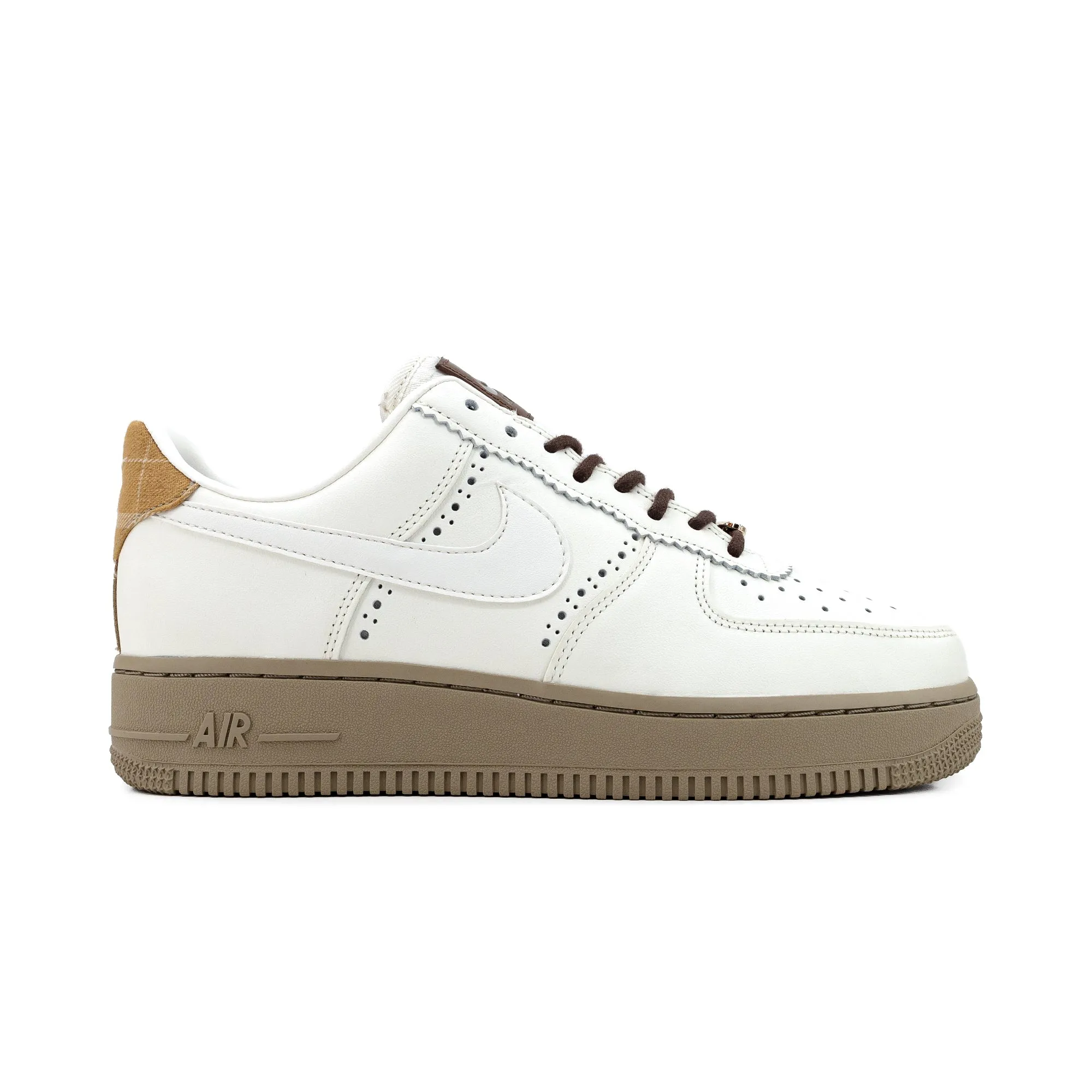 Nike Women's Air Force 1 '07 LX Brogue FV3700-112