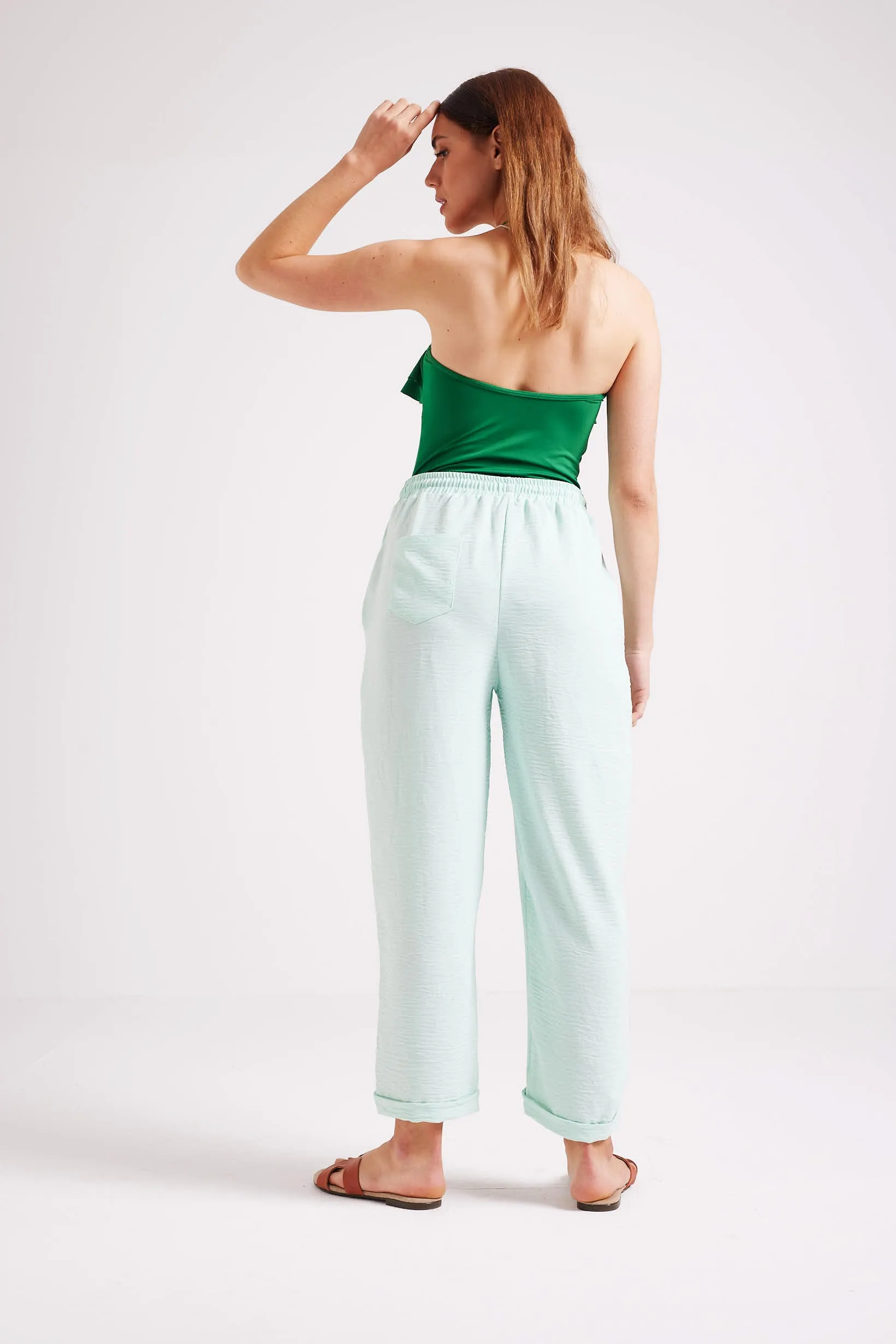 STAY CHILL PANTS - GREEN