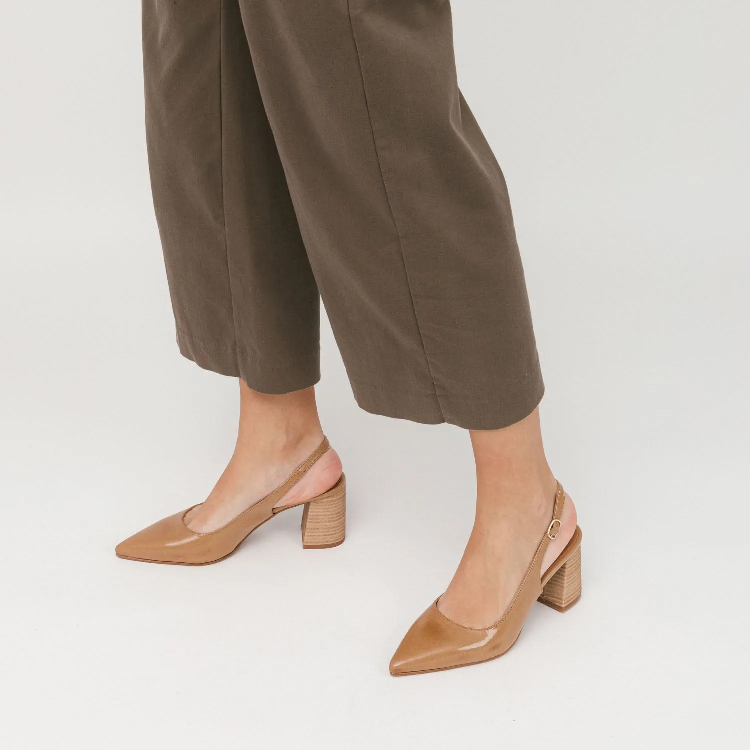 Tan Brown Leather Slingback Pumps with Chunky Heeled