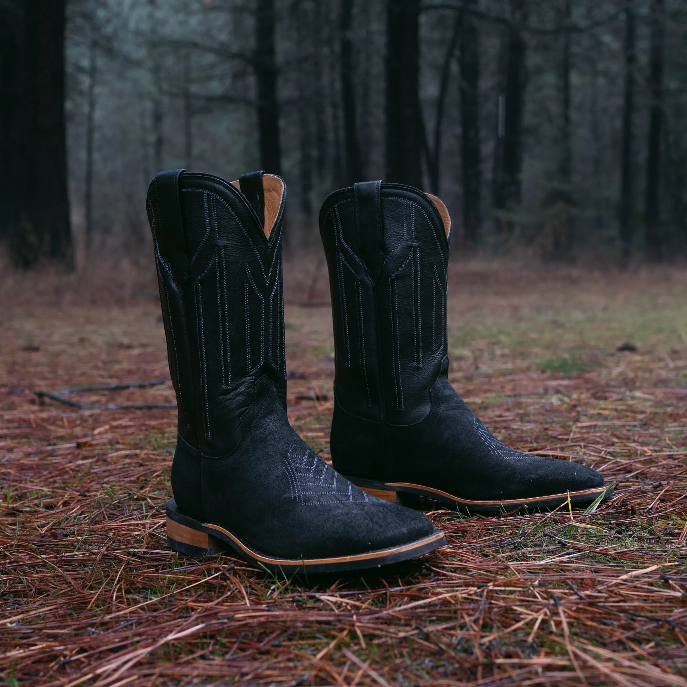 The Buck - Coal Waxed Suede