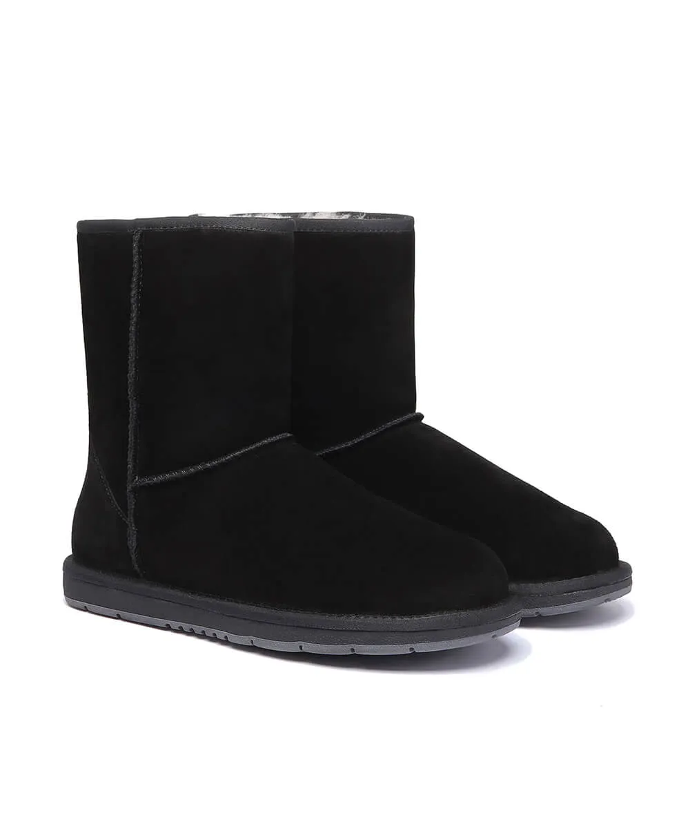 UGG Women's Classic Short Boots